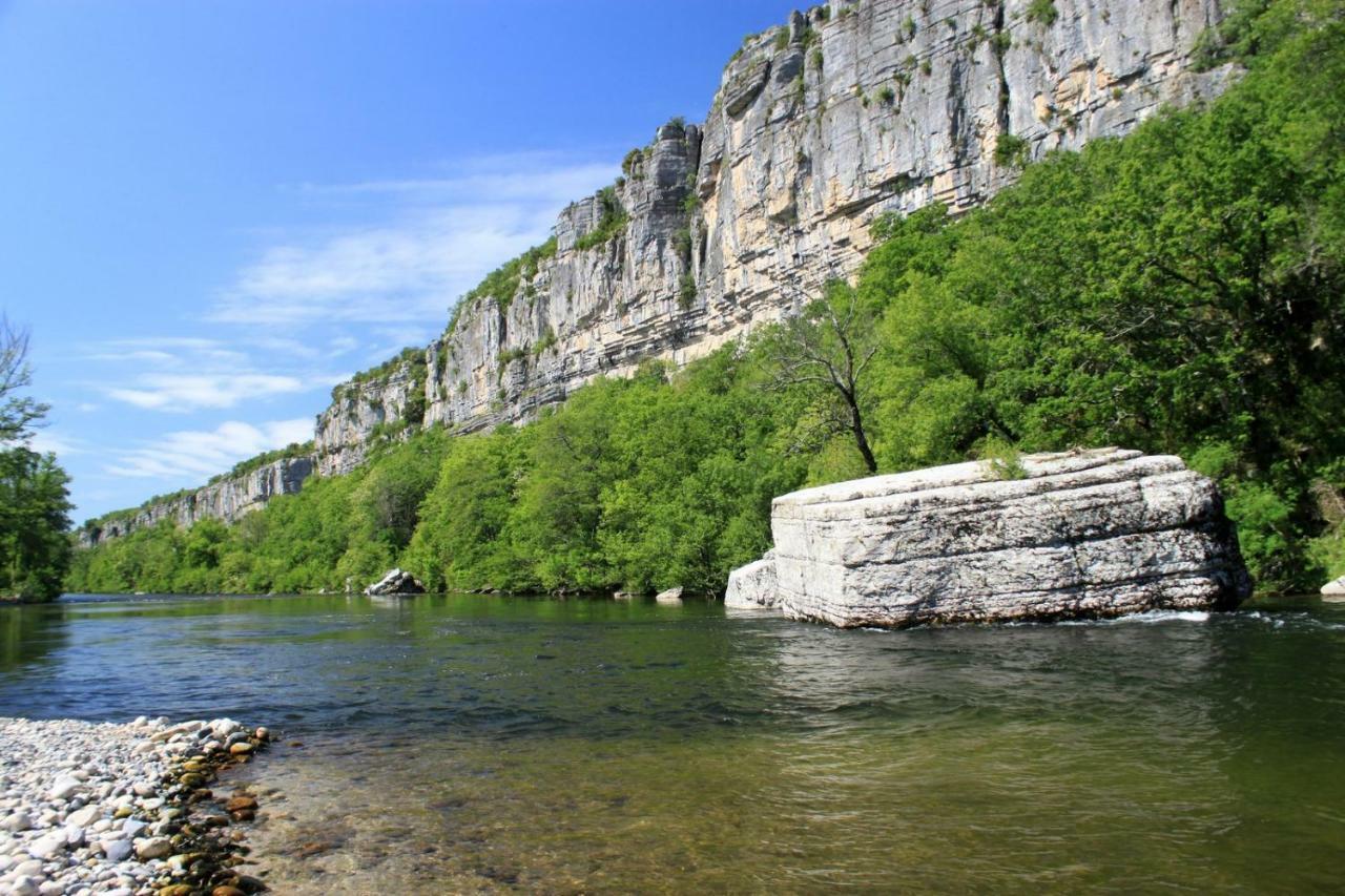 Mas Des Falaises Saint Alban Auriolles 外观 照片